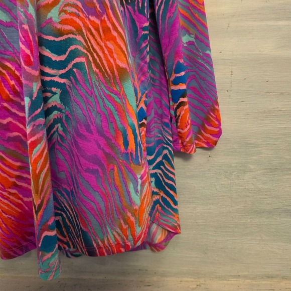 Dear Scarlett Multicolor Abstract Zebra Print Tunic Blouse Size Large GC - Picture 5 of 10